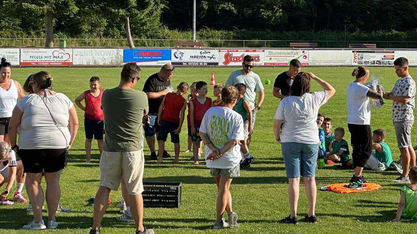Rundenabschluss der F-Jugend des FV Hambrücken – Ein Abend voller Lachen, Wasser und Fußballliebe